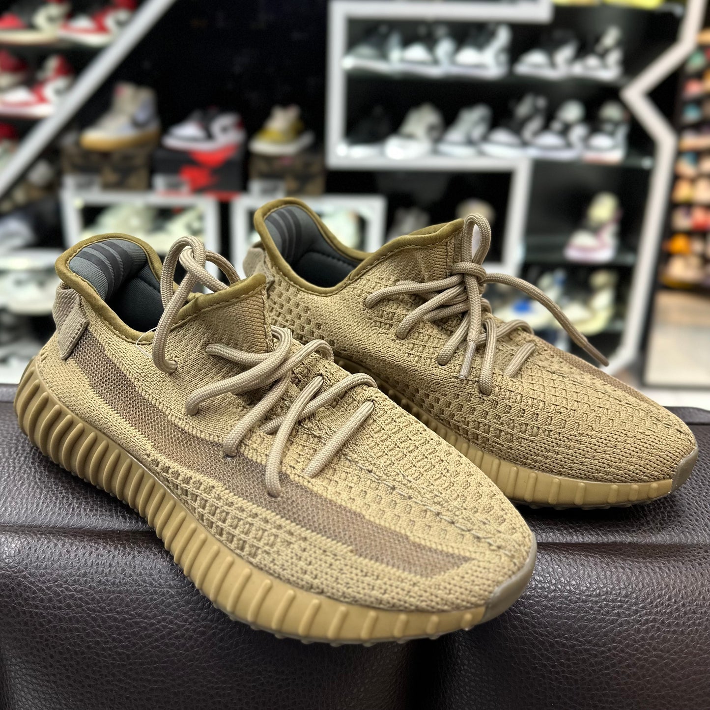 YEEZY BOOST 350 V2 Cafe