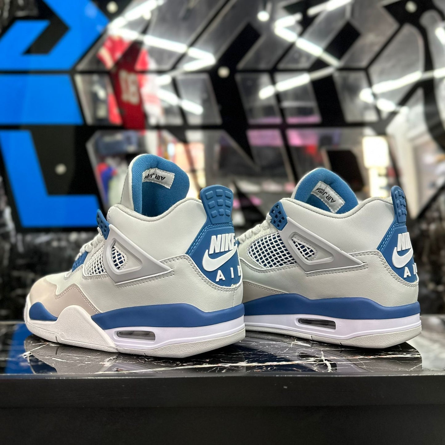 Jordan 4 Military Blue