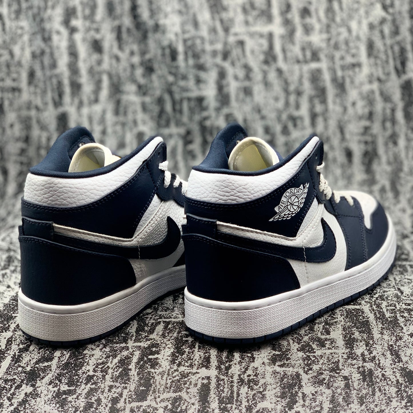 Jordan 1 Mid Panda Azul