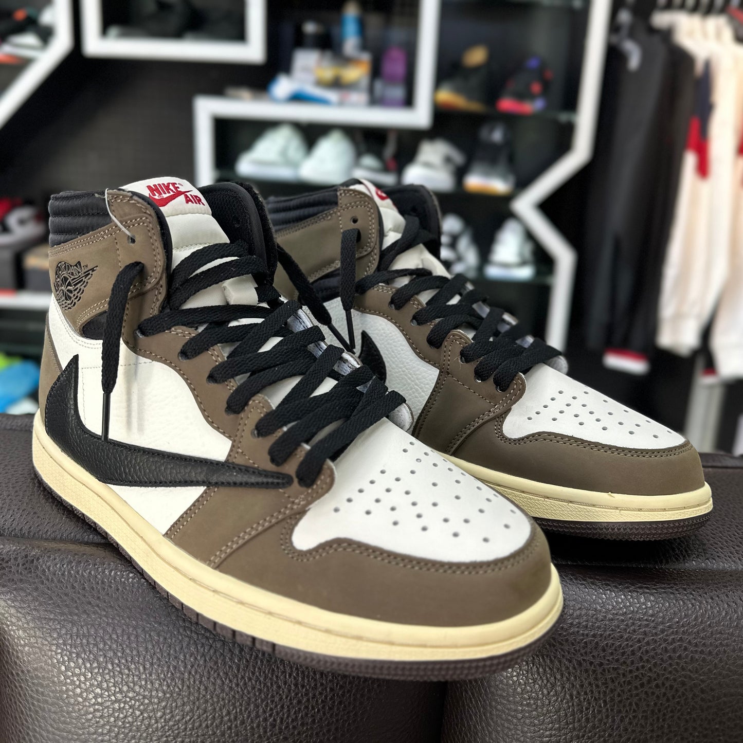 Jordan 1 High Travis Mocca