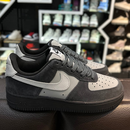 AF1 Low Gris Oscuro/Claro