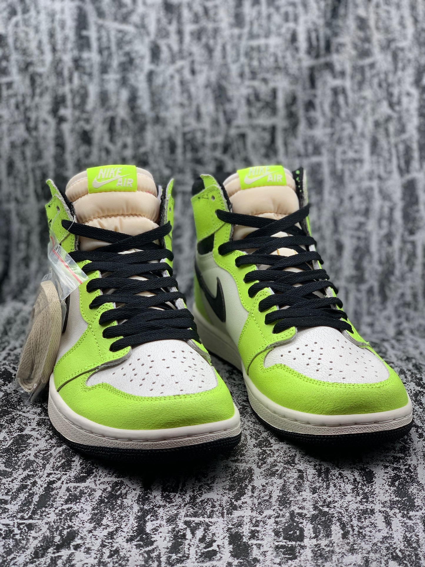 Jordan 1 Verde Fosfo