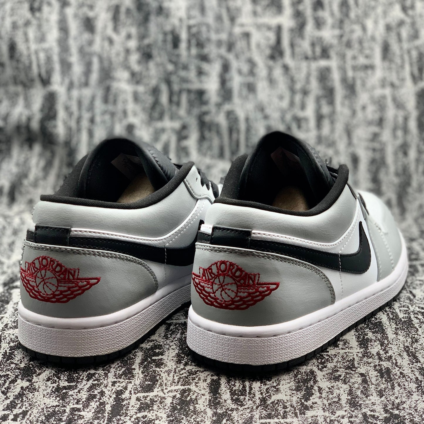 Jordan 1 Low Smoke Gray