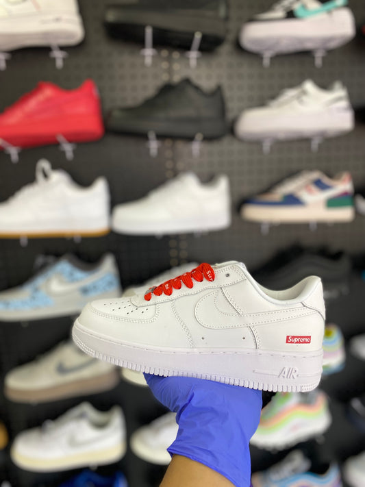 AF1 Low Supreme/Blanco