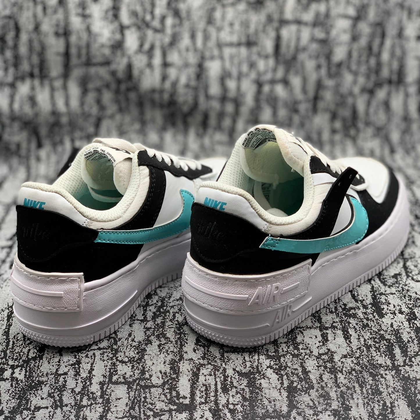 AF1 Low Shadow Negro/Menta