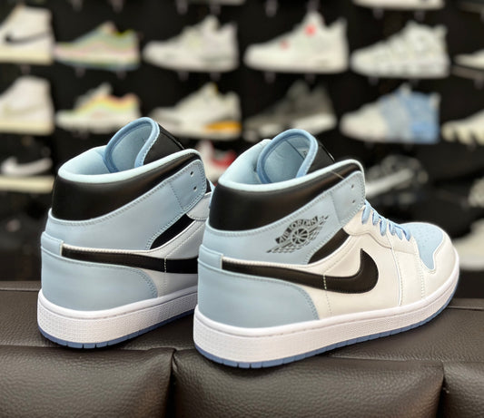 Jordan 1 Mid Unc Blue Toe