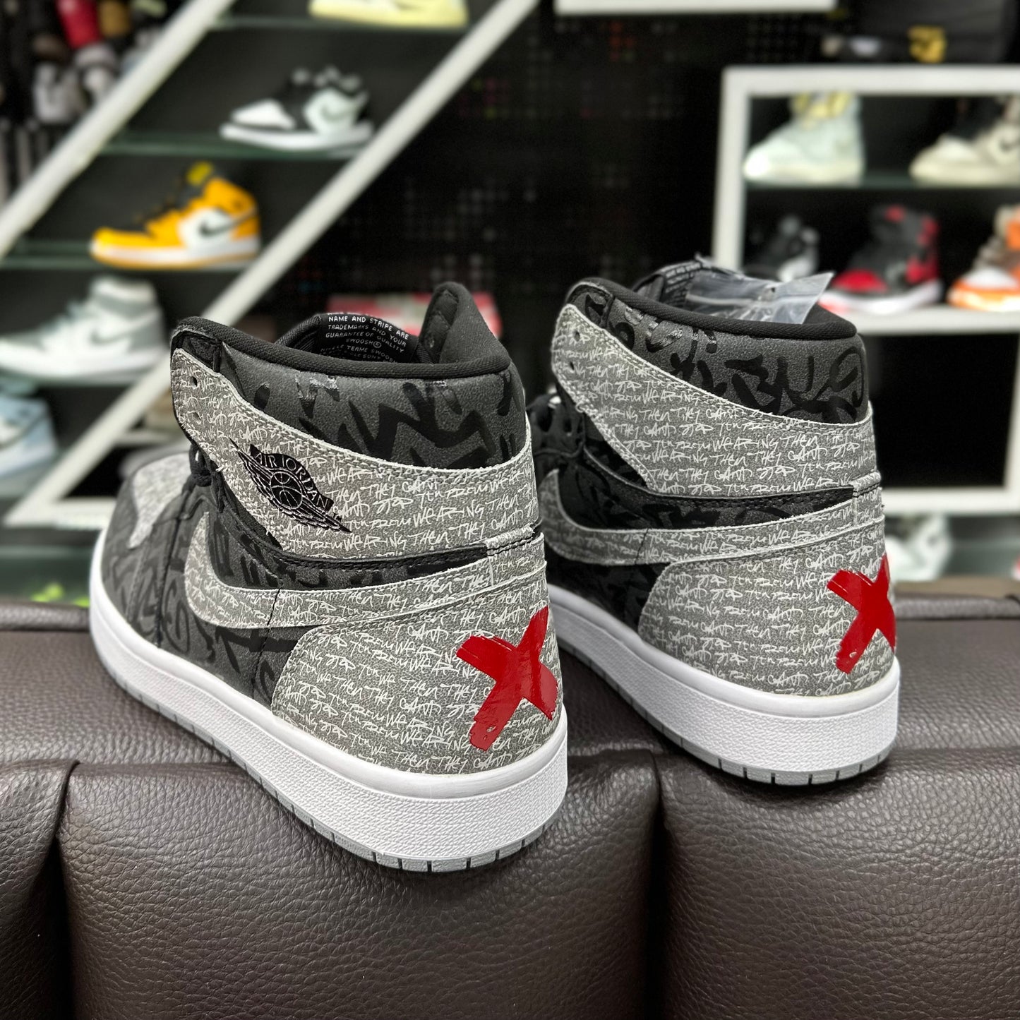 Jordan 1 High Kaws