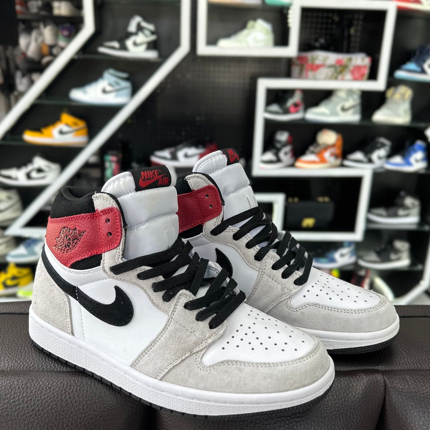 Jordan 1 High Gris Gamuza