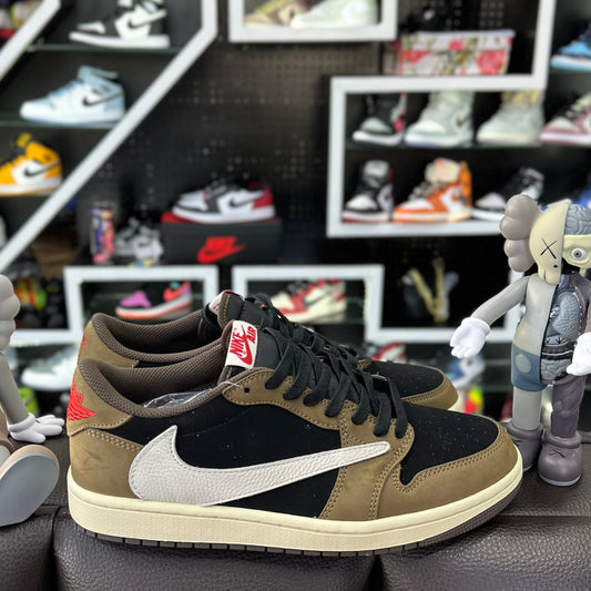 Jordan 1 Low Travis Mocca