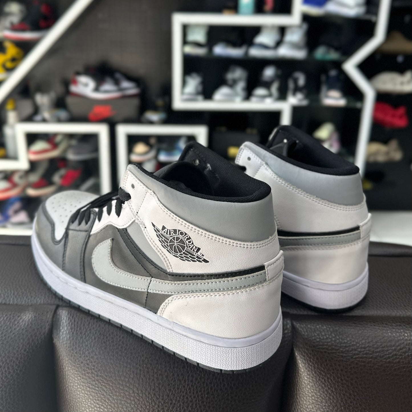 Jordan 1 Mid Gris/Negro