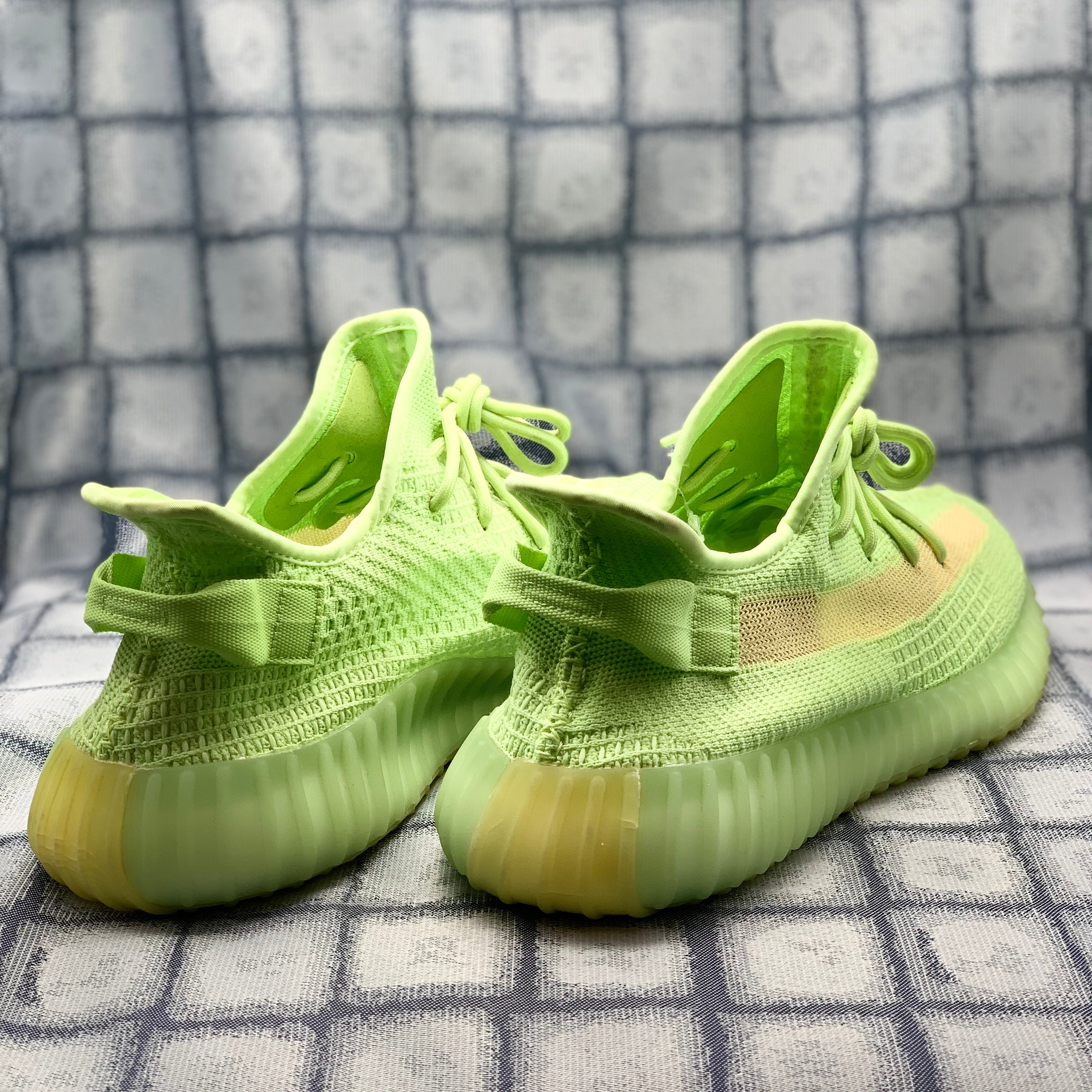 Adidas yeezy glow 2025 in the dark mercadolibre